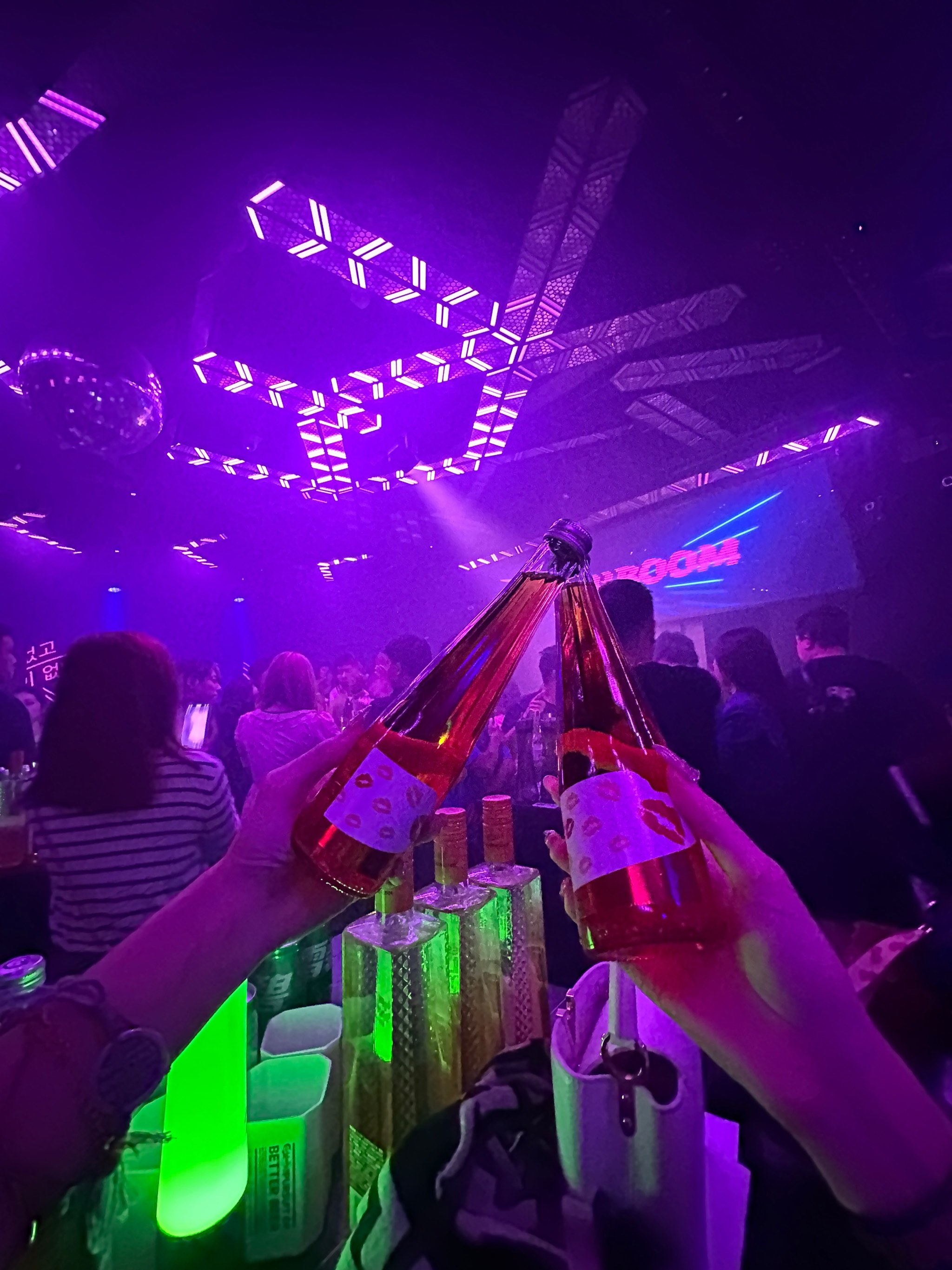 无锡商务KTV消费攻略-滨湖区ktv预定